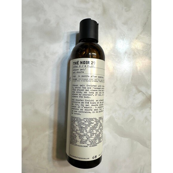Le Labo THÉ NOIR 29 Perfuming Shower Gel 237ml - Picture 2 of 3